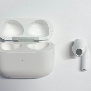 Authentic AirPod Gen 3 Case with Left AirPod